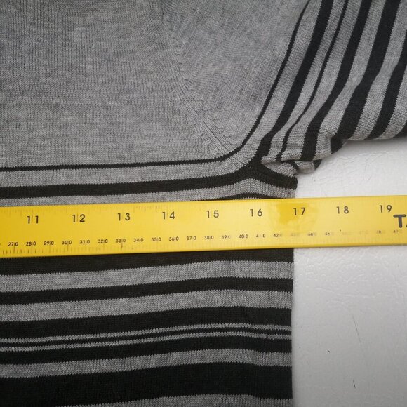 NWOT Denver Hayes Soft Ladies Size Small Full Zip Grey & Black Sweater - Picture 8 of 10